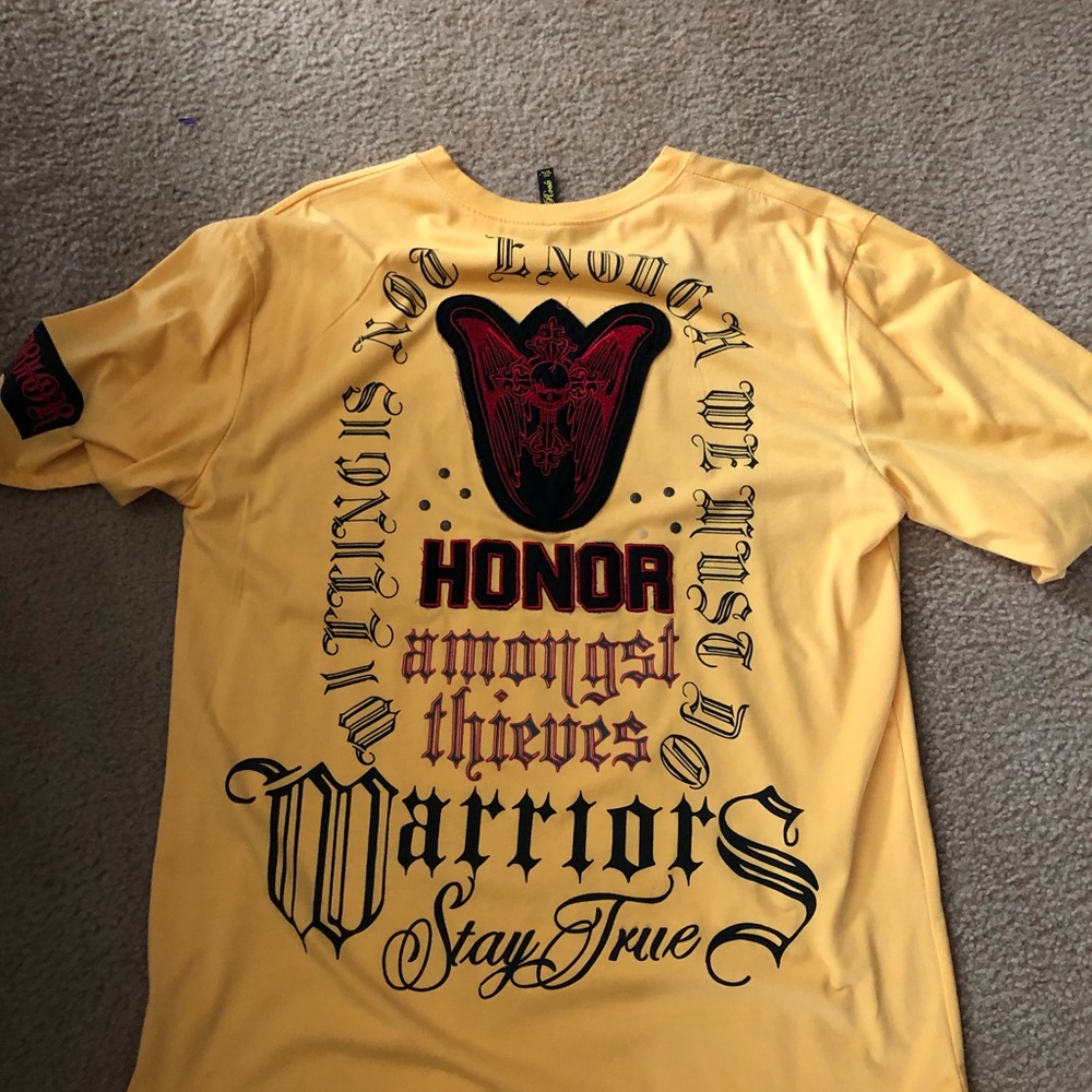 Shirts - Picture 2 of 9
